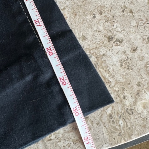 Guess womens black boot cut low rise embellished jeans size 27 with 30 inseam - Picture 8 of 9